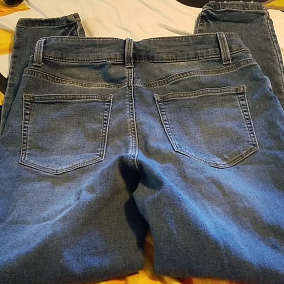 Jean s - Picture 2 of 2
